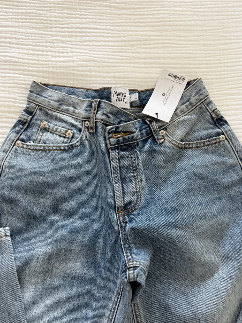 Women’s Mid Rise Jeans - Picture 5 of 5